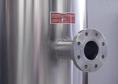 optional side inlet/outlet for cryogenic container