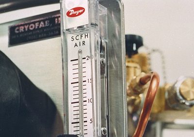 cryogenic liquid flowmeter