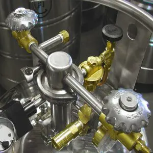 removable-manifold removable manifold option for cryogenic tank
