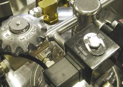 dedicated solenoid port for cryogenic dewar